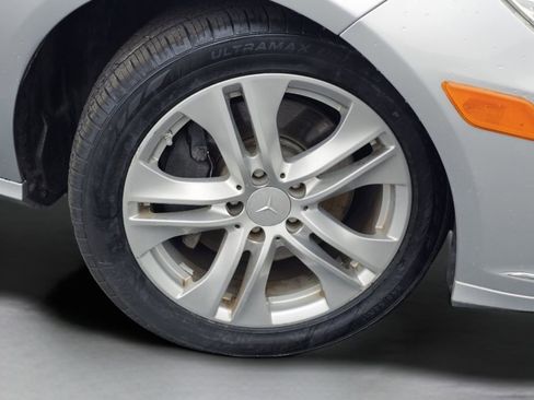 Used 2011 Mercedes-Benz E 350 4MATIC Sedan w/ Premium 1 Pkg image 18