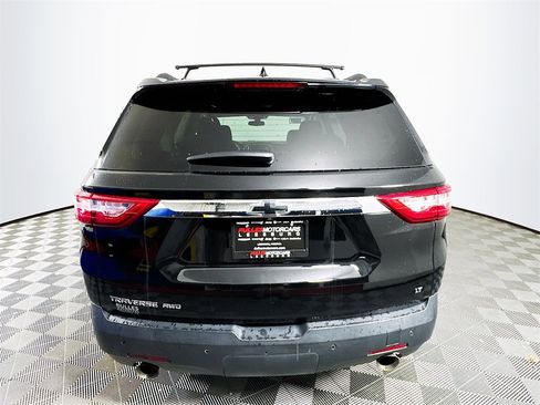 Used 2020 Chevrolet Traverse LT image 6