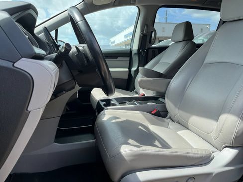 Used 2019 Honda Odyssey EX-L image 8