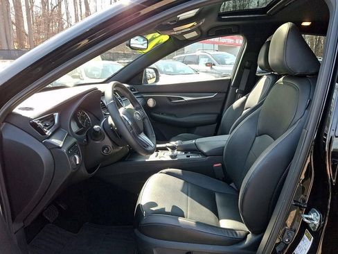 Used 2023 INFINITI QX55 Essential AWD/4WD image 16