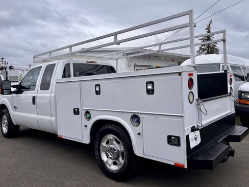 Used 2015 Ford F250 XLT image 6