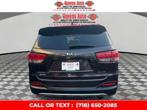 Used 2018 Kia Sorento EX image 5