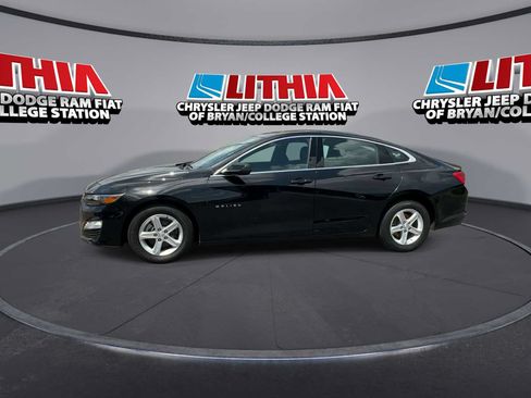 Used 2024 Chevrolet Malibu LT FWD image 4