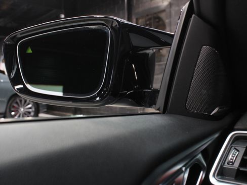 Used 2022 BMW M4 xDrive Competition image 41