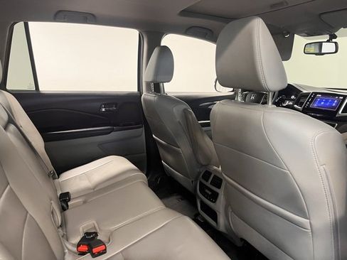 Used 2018 Honda Pilot EX-L image 14