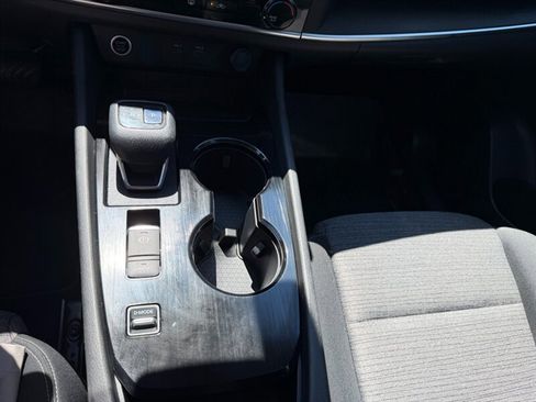 Used 2021 Nissan Rogue S FWD image 34