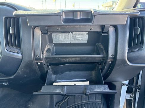 Used 2016 GMC Sierra 1500 2WD Regular Cab image 16