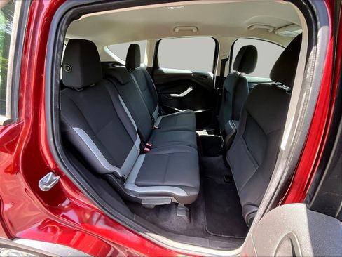 Used 2016 Ford Escape S FWD image 25