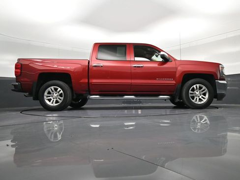 Used 2018 Chevrolet Silverado 1500 LT w/ All Star Edition RWD image 27