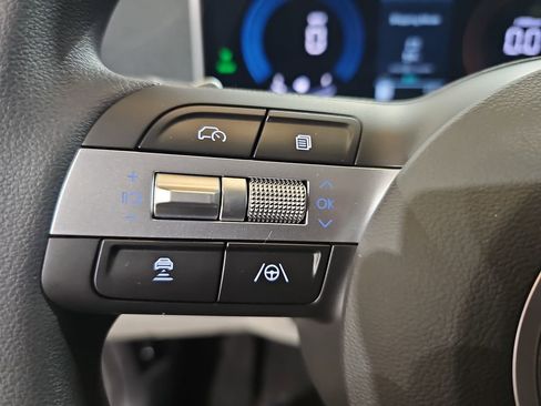 New 2026 Hyundai Tucson Blue SE image 15