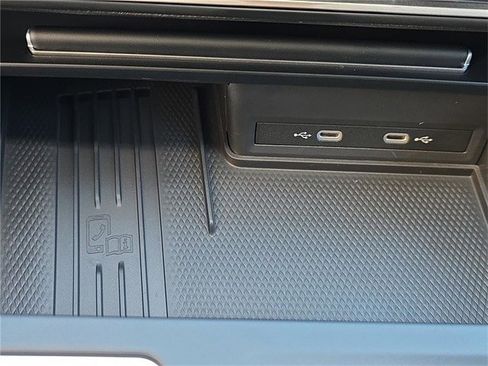 New 2026 Volkswagen Atlas SE image 22