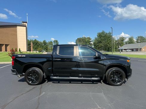 Used 2021 Chevrolet Silverado 1500 Custom w/ Rally Edition AWD/4WD image 2