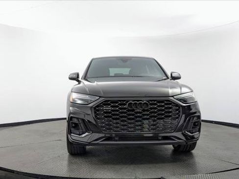 Used 2023 Audi Q5 2.0T Premium Plus w/ Premium Plus Package AWD/4WD image 12