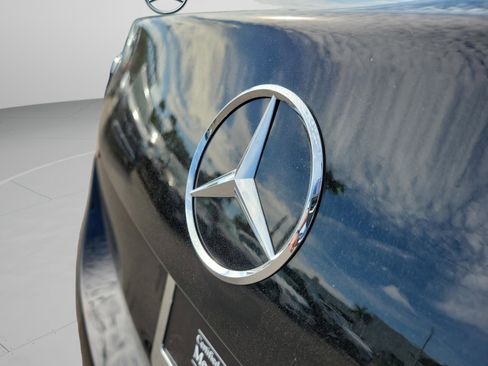 Certified 2025 Mercedes-Benz C 300 Sedan image 7