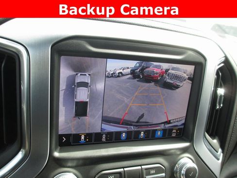 Used 2022 GMC Sierra 2500 SLT w/ SLT Premium Package image 16