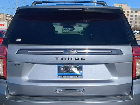 Used 2021 Chevrolet Tahoe Z71 w/ Luxury Package image 14