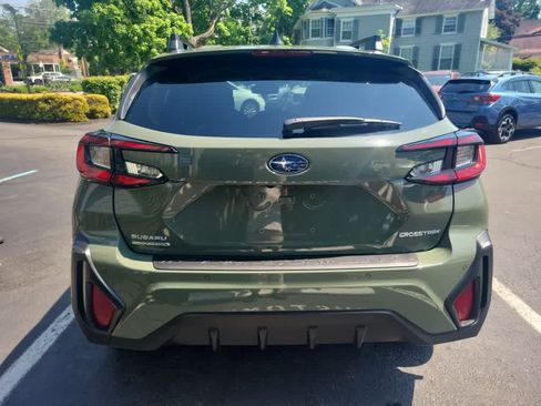 Used 2024 Subaru Crosstrek 2.5i Limited AWD/4WD image 4