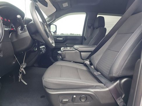 Certified 2025 Chevrolet Silverado 2500 Custom w/ Custom Value Package image 14