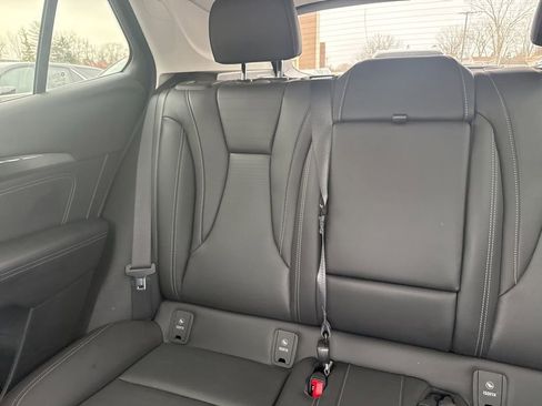 Used 2025 Buick Envision Preferred image 14