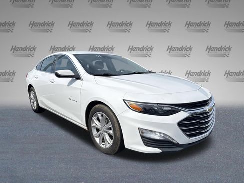 Used 2023 Chevrolet Malibu LT w/ Driver Confidence Package image 2