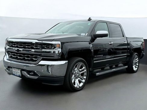 Used 2016 Chevrolet Silverado 1500 LTZ w/ LTZ Plus Package AWD/4WD image 11