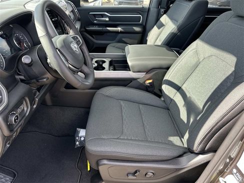 New 2026 RAM 1500 4x4 Crew Cab image 14