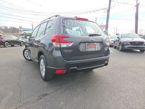 Used 2023 Subaru Forester image 4