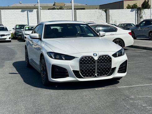 New 2026 BMW 430i w/ M Sport Package RWD image 7