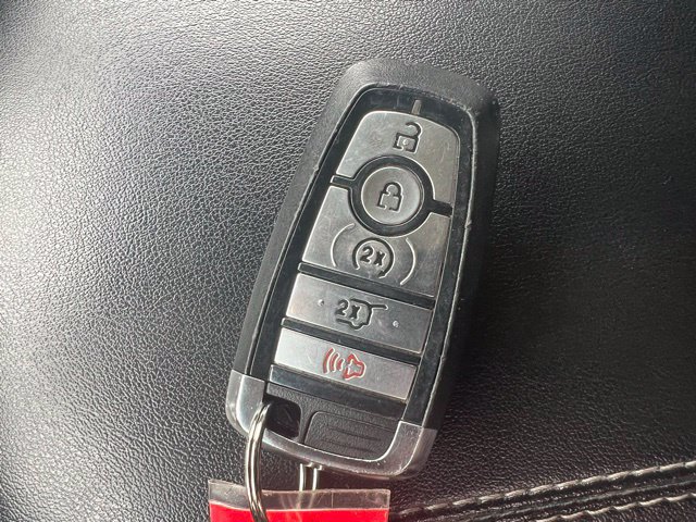 Used 2024 Ford Edge Titanium AWD/4WD image 26