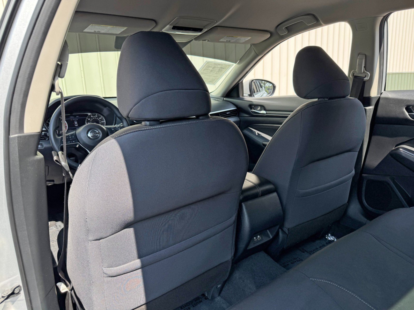 Used 2020 Nissan Altima 2.5 S FWD image 28