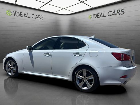 Used 2011 Lexus IS 250 w/ Premium Pkg Value Edition RWD image 8