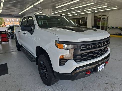 Certified 2024 Chevrolet Silverado 1500 Custom Trail Boss AWD/4WD image 7