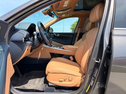 Used 2023 Genesis GV80 2.5T w/ Advanced Package AWD/4WD image 2