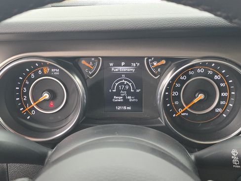 Used 2019 Jeep Wrangler Sport AWD/4WD image 22