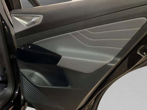 Used 2023 Volkswagen ID.4 S image 68