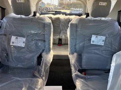 New 2026 Ford Explorer Active image 18