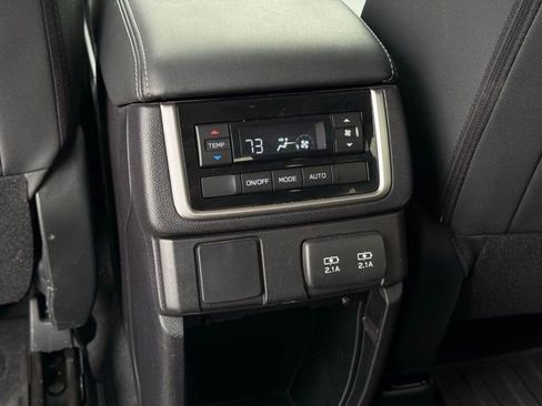 Used 2022 Subaru Ascent Onyx Edition image 44