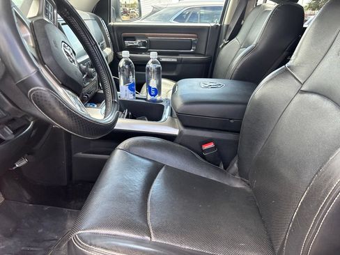 Used 2016 RAM 1500 Laramie w/ Convenience Group AWD/4WD image 18
