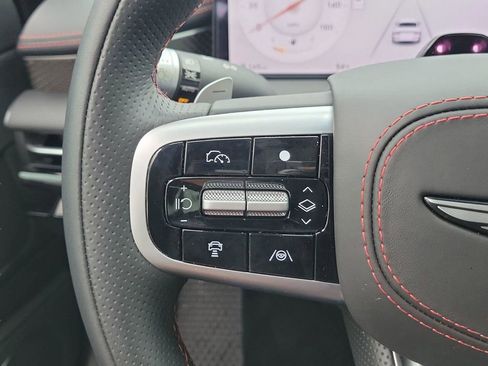 Used 2025 Genesis G80 3.5T Sport Prestige image 13