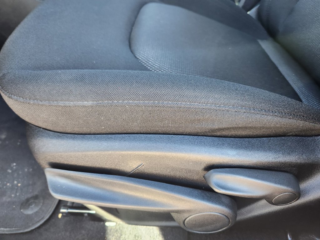 Used 2020 Jeep Renegade Sport w/ Sport Appearance Group FWD image 9
