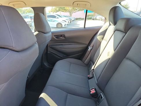 Used 2022 Toyota Corolla LE image 13