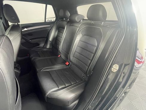 Used 2019 Volkswagen Golf R DCC & Navigation 4Motion image 23