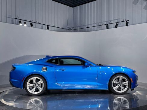 Used 2024 Chevrolet Camaro LT w/ RS Package RWD image 5
