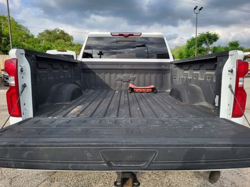 Used 2025 Chevrolet Silverado 2500 LT w/ Z71 Chrome Sport Edition AWD/4WD image 28