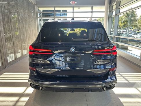 New 2026 BMW X5 xDrive50e image 5