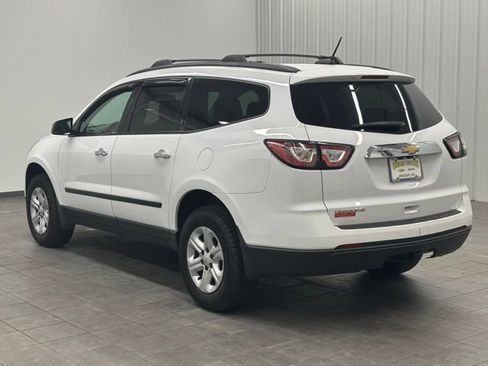 Used 2017 Chevrolet Traverse LS image 4