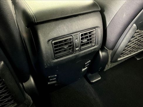 Used 2016 Toyota 4Runner Limited AWD/4WD image 8