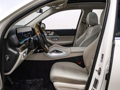 Used 2020 Mercedes-Benz GLS 580 4MATIC image 23