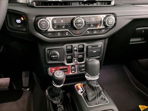 New 2026 Jeep Wrangler Unlimited Rubicon AWD/4WD image 6