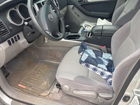 Used 2005 Toyota 4Runner Sport image 6
